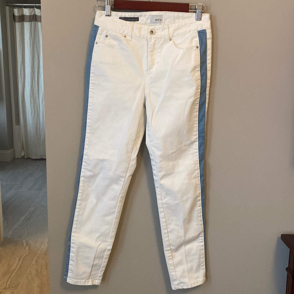 Ecru Denim the Kinney straight Leg Size 26